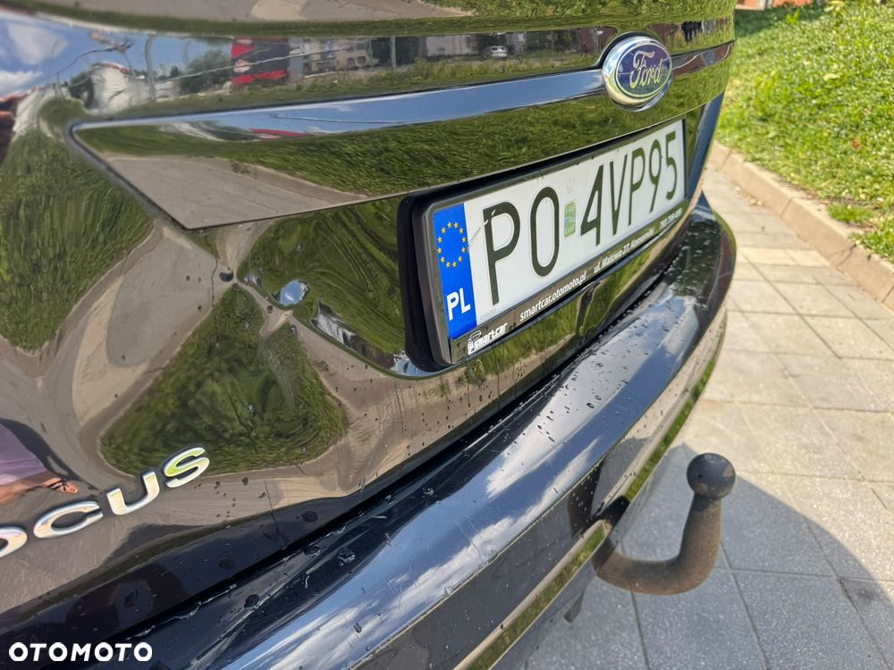 Ford Focus 1.8 FF Ghia - 11