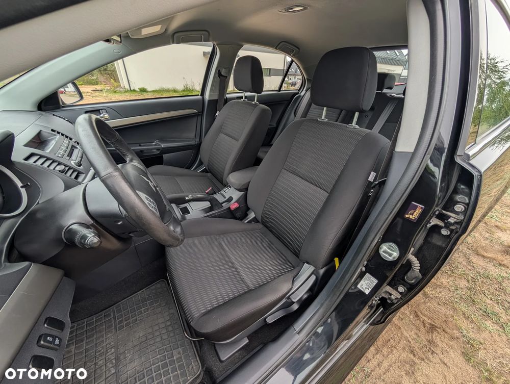 Mitsubishi Lancer 1.6 ClearTec - 16