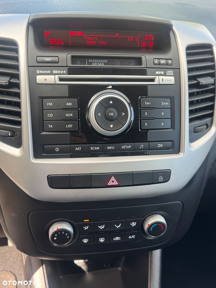 Kia Venga 1.4 CVVT Vision - 24