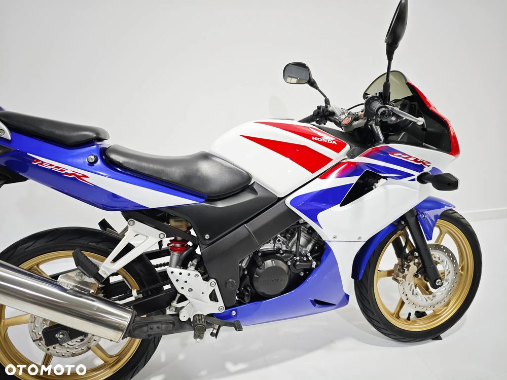 Honda CBR - 8