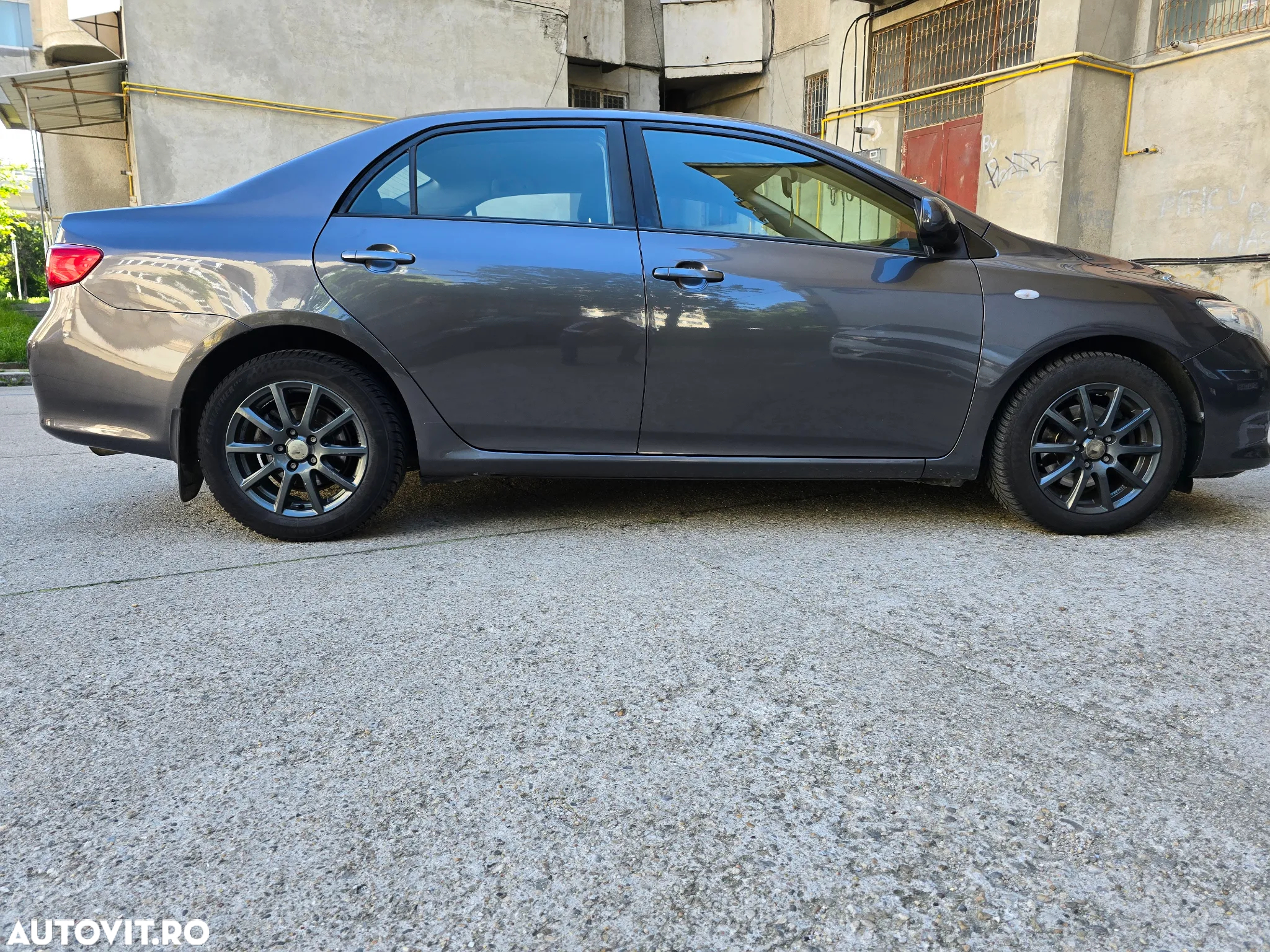 Toyota Corolla 2.0 D-4D DPF Sol - 21