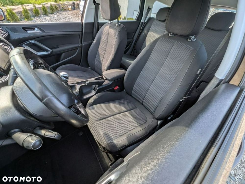 Peugeot 308 - 7