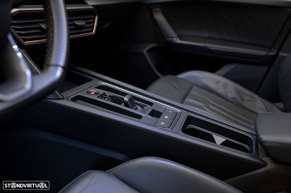 Cupra Formentor 1.4 e-Hybrid DSG - 16