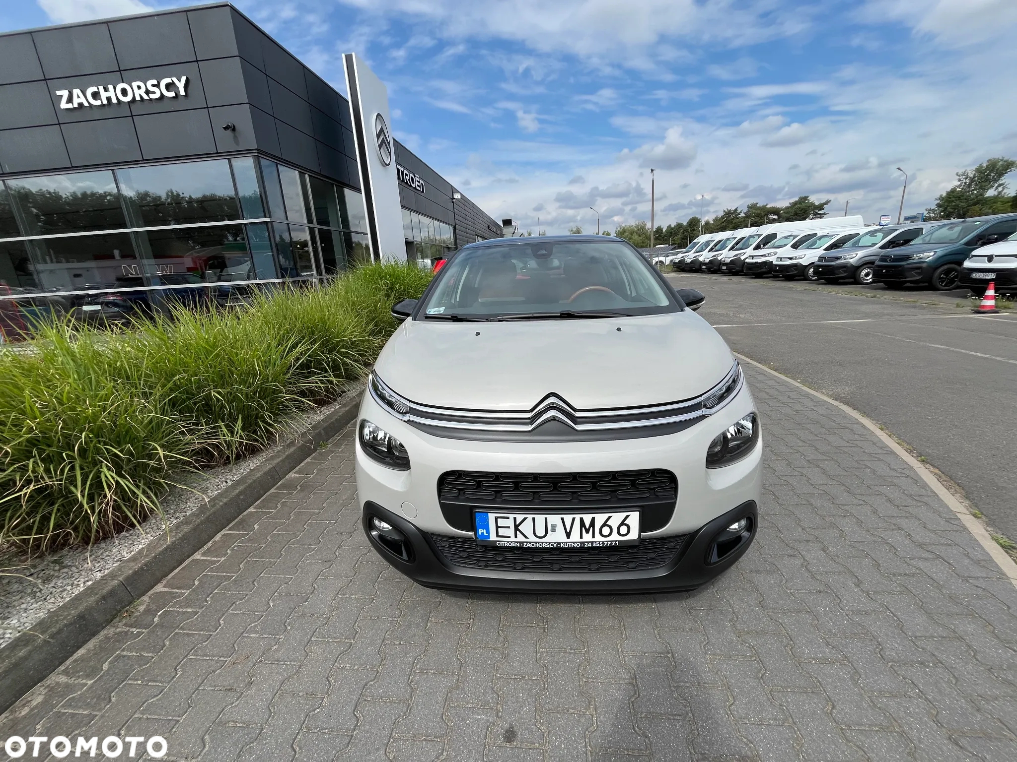 Citroën C3 1.2 PureTech Shine S&S EAT6 - 2