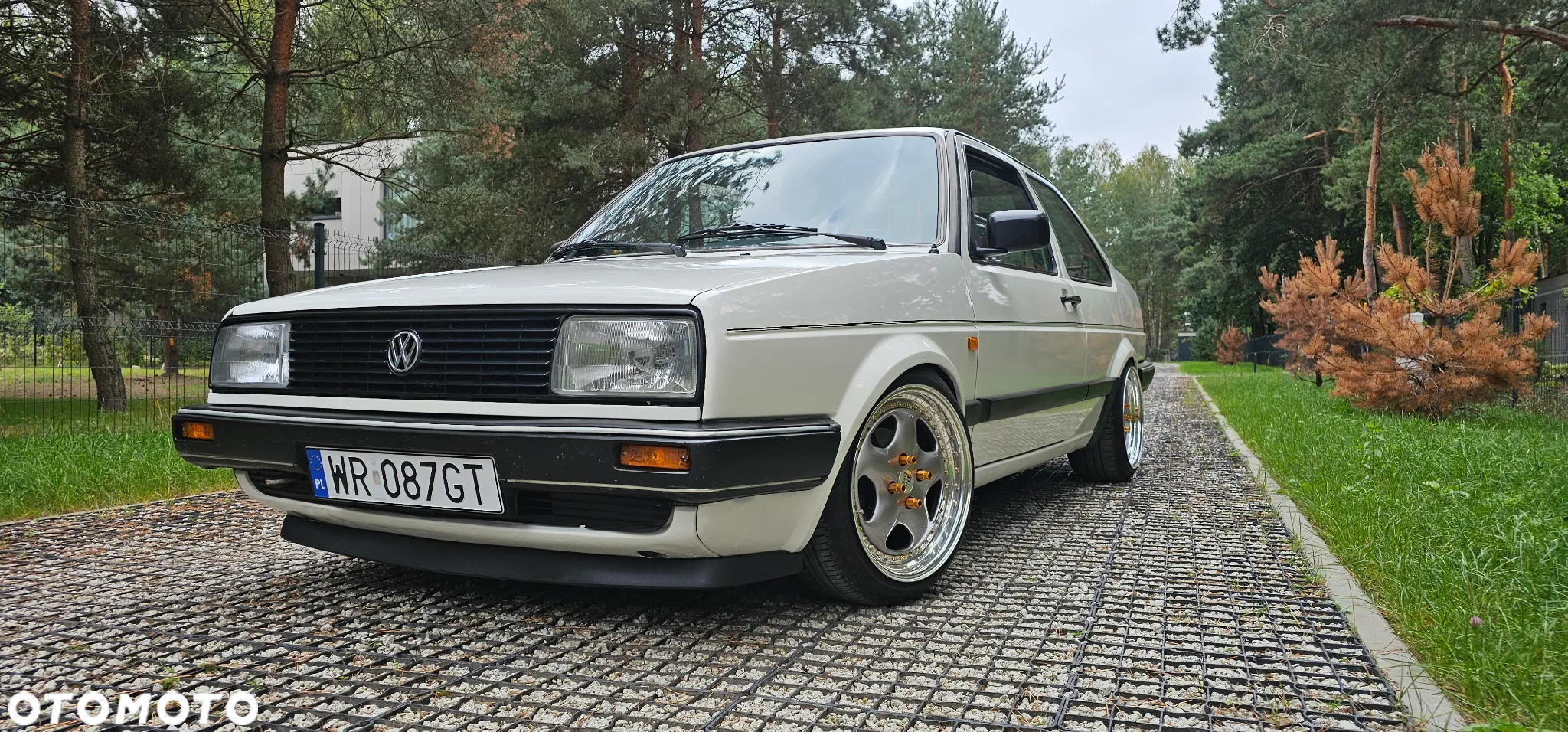 Volkswagen Jetta - 3