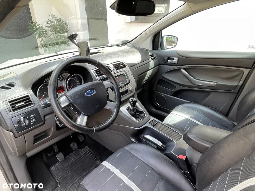 Ford Kuga 2.0 TDCi Titanium - 10