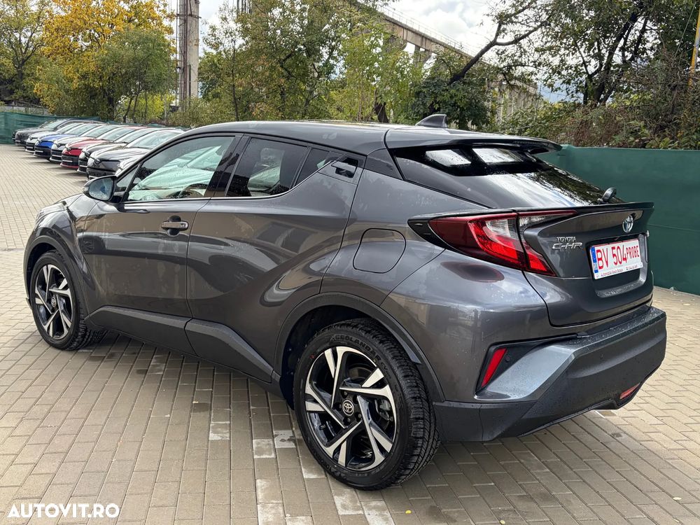 Toyota C-HR Hybrid Business-Edition - 4