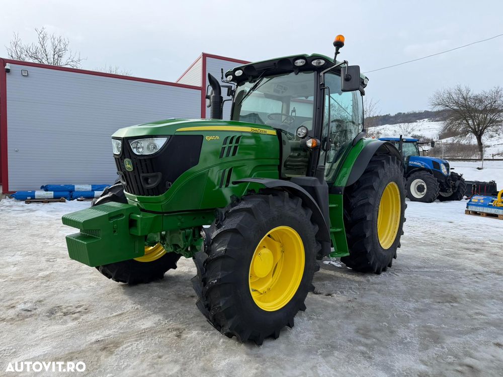 John Deere 6140R - 1