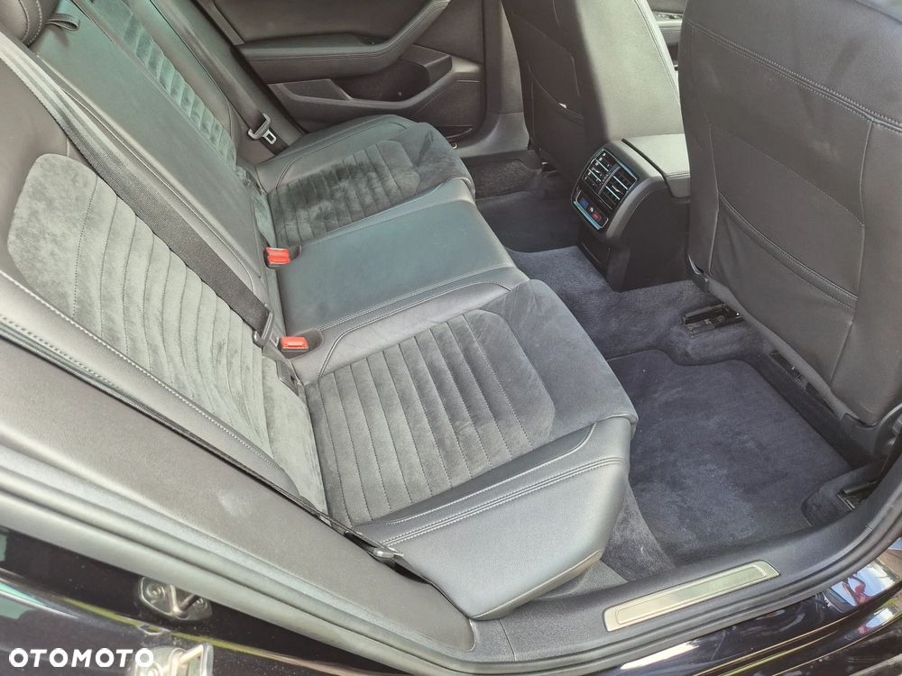 Volkswagen Passat 2.0 TDI BMT 4Mot Highline DSG - 13