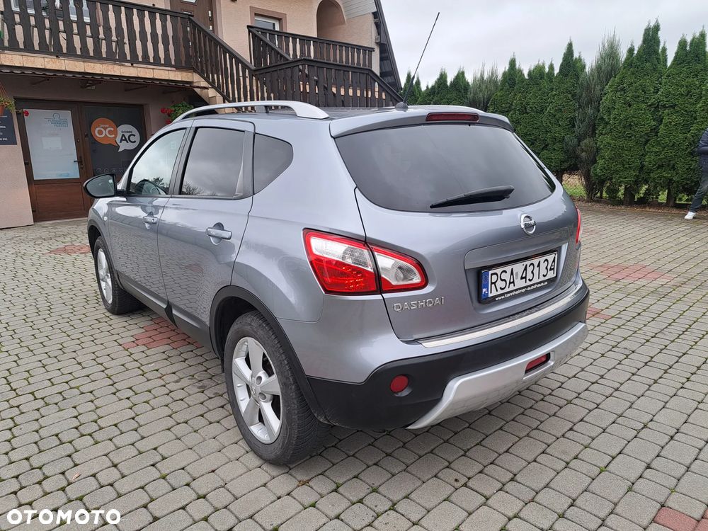 Nissan Qashqai 2010 photo 4