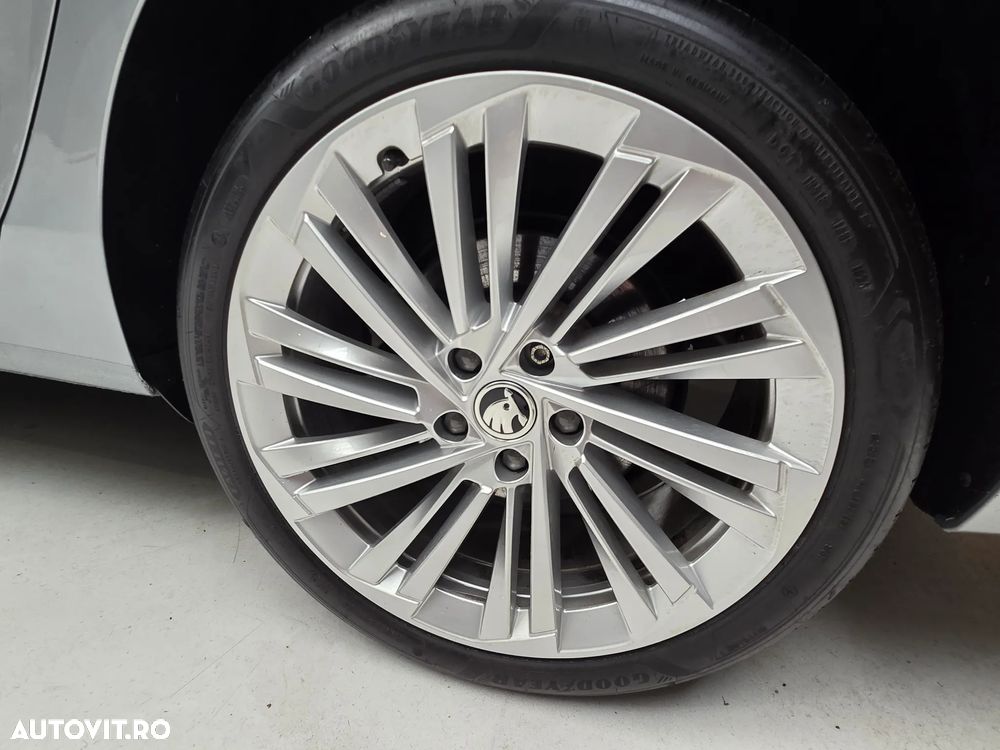 Skoda Superb 2.0 TDI DSG 4X4 L&K - 39