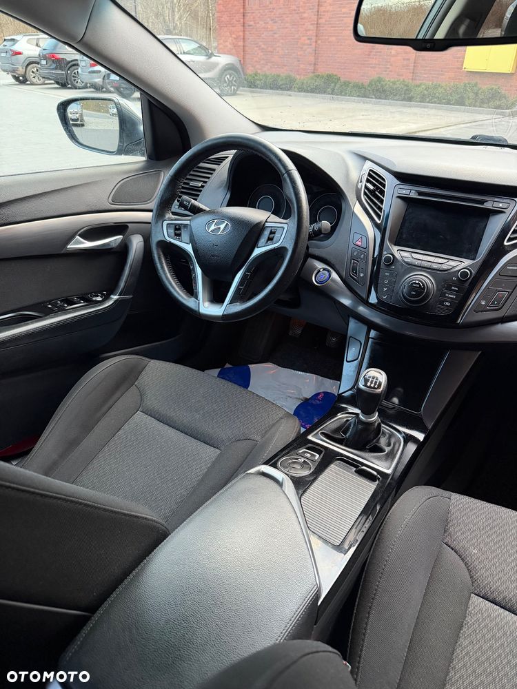 Hyundai i40 1.6 GDI Comfort + - 40