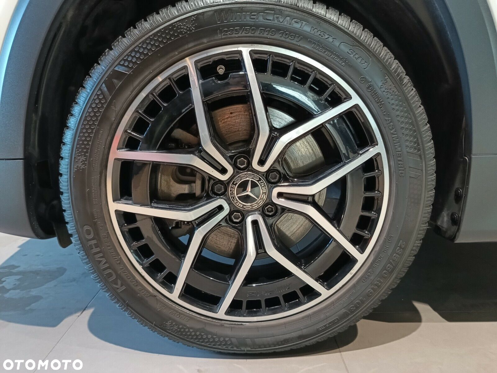 Mercedes-Benz EQB - 17