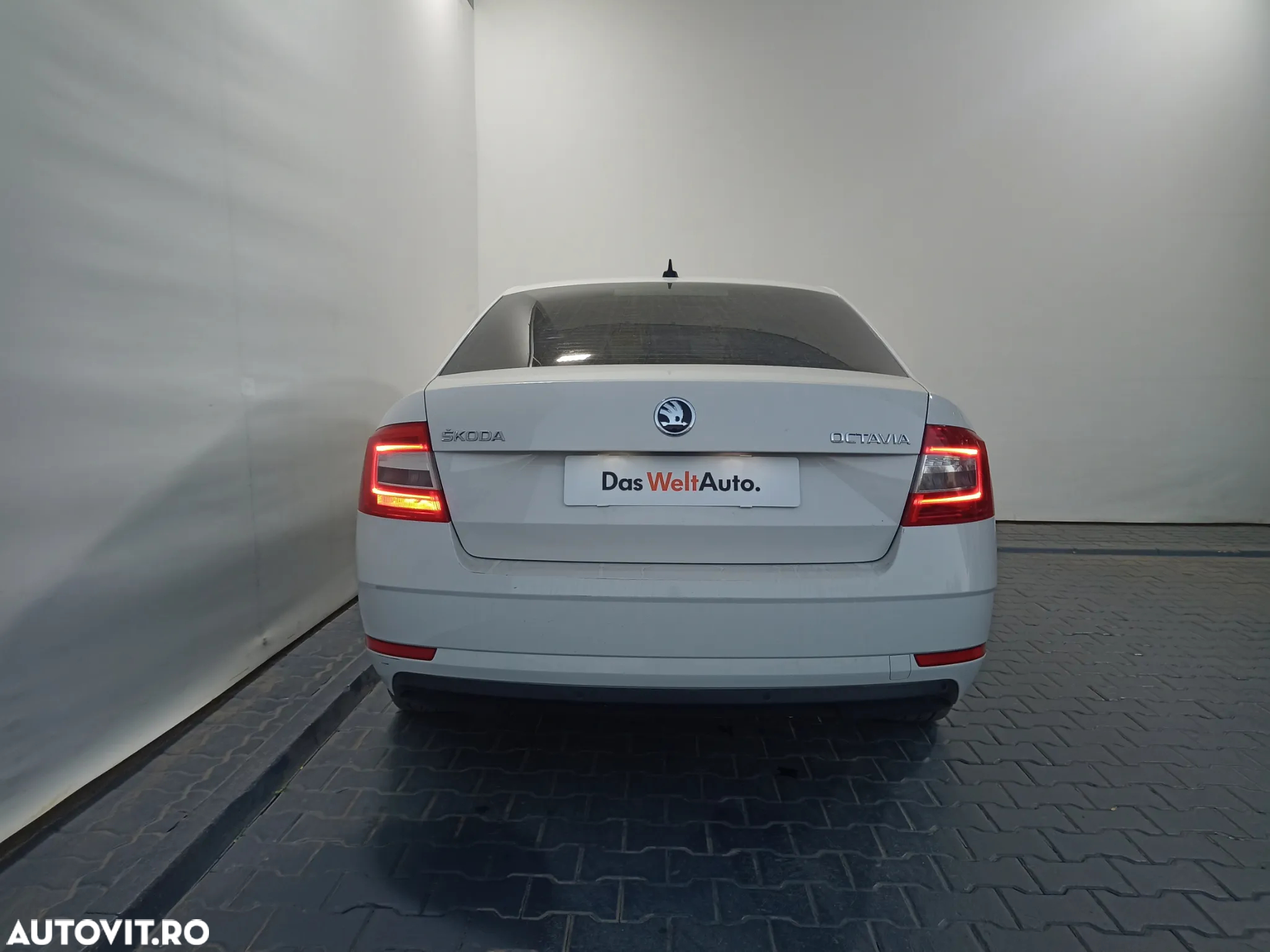 Skoda Octavia 1.6 TDI Ambition - 27