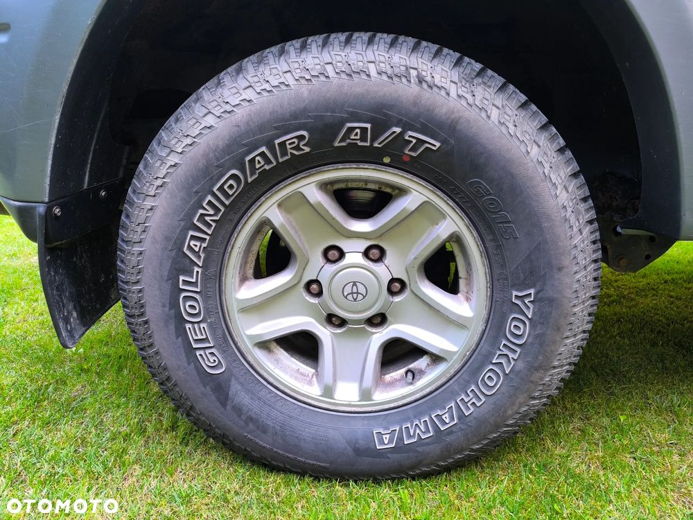 Toyota Land Cruiser - 11