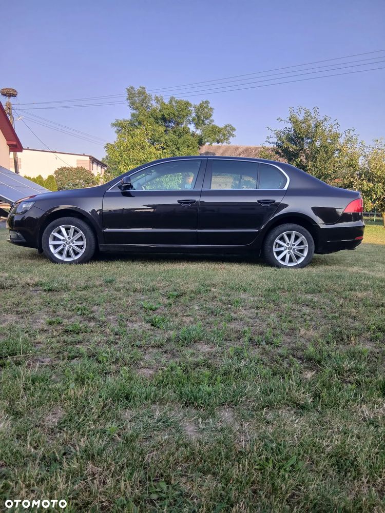Skoda Superb 2.0 TDI Ambition - 5