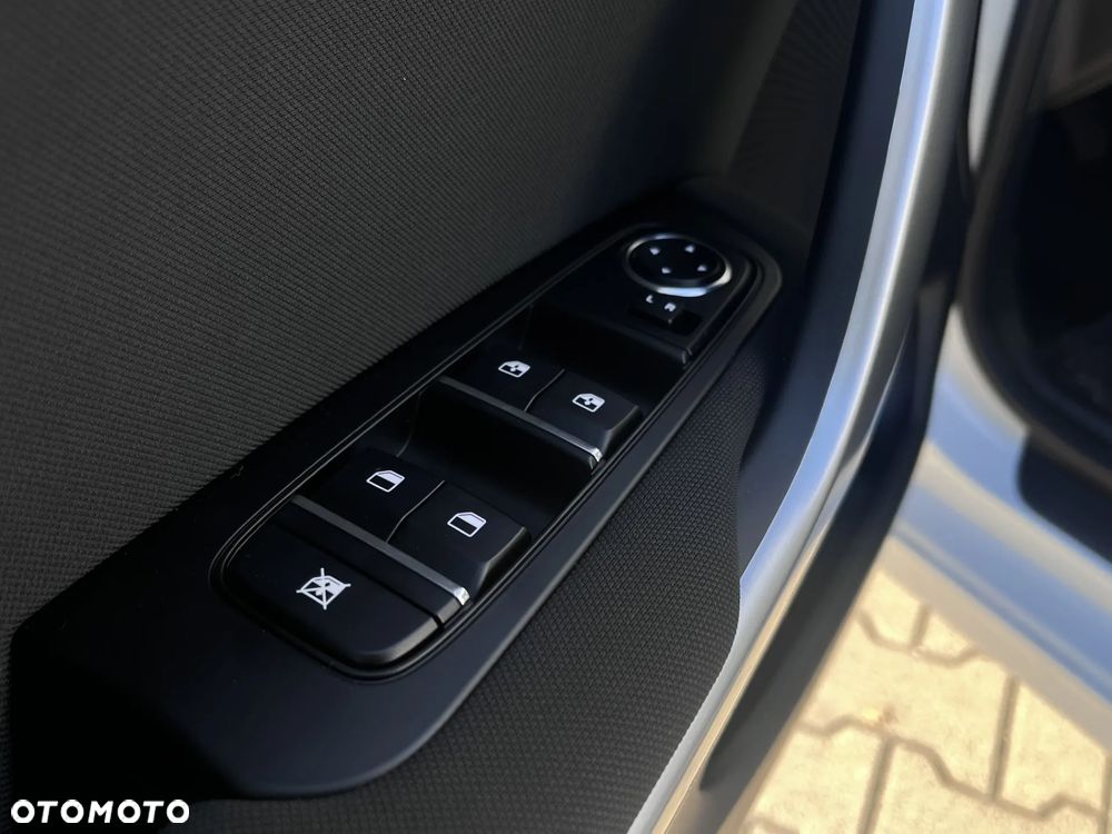 Kia Ceed 1.5 T-GDI M - 13