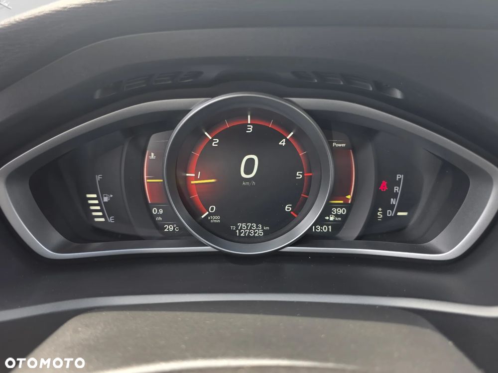 Volvo V40 Cross Country D3 Drive-E SCR Momentum - 20