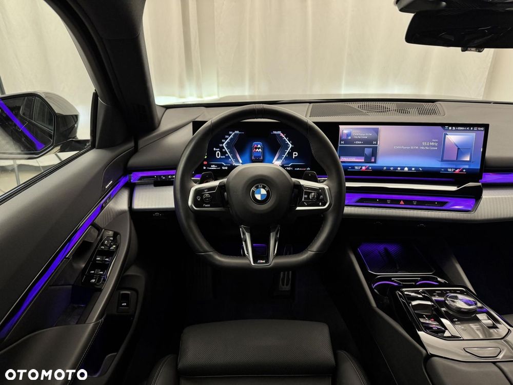 BMW Seria 5 - 28