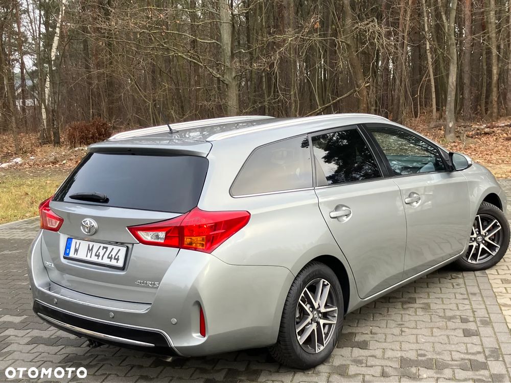 Toyota Auris 2.0 D-4D Executive - 13
