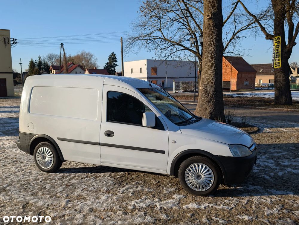 Opel Combo C - 3