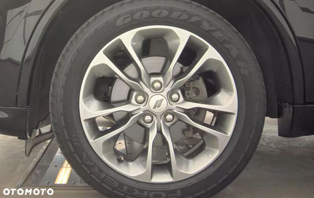 Dodge Durango - 10