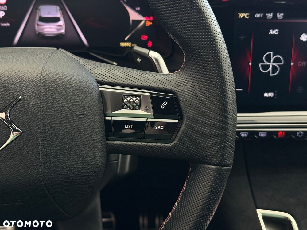 DS Automobiles DS 7 Crossback 1.5 BlueHDi Performance Line - 24