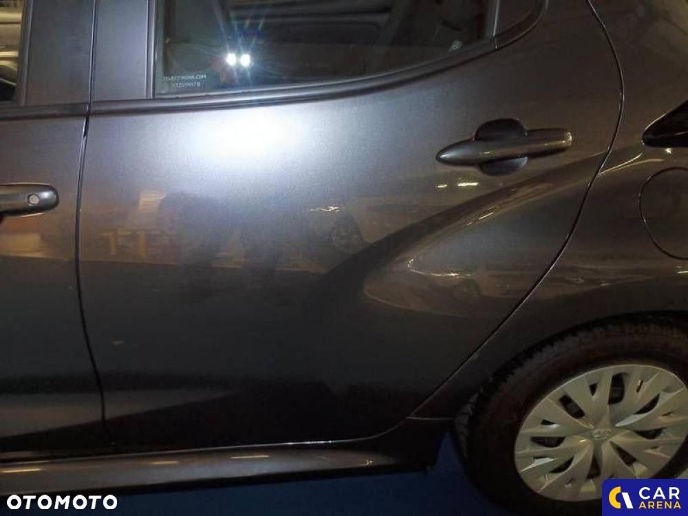 Toyota Yaris 1.5 Comfort - 24