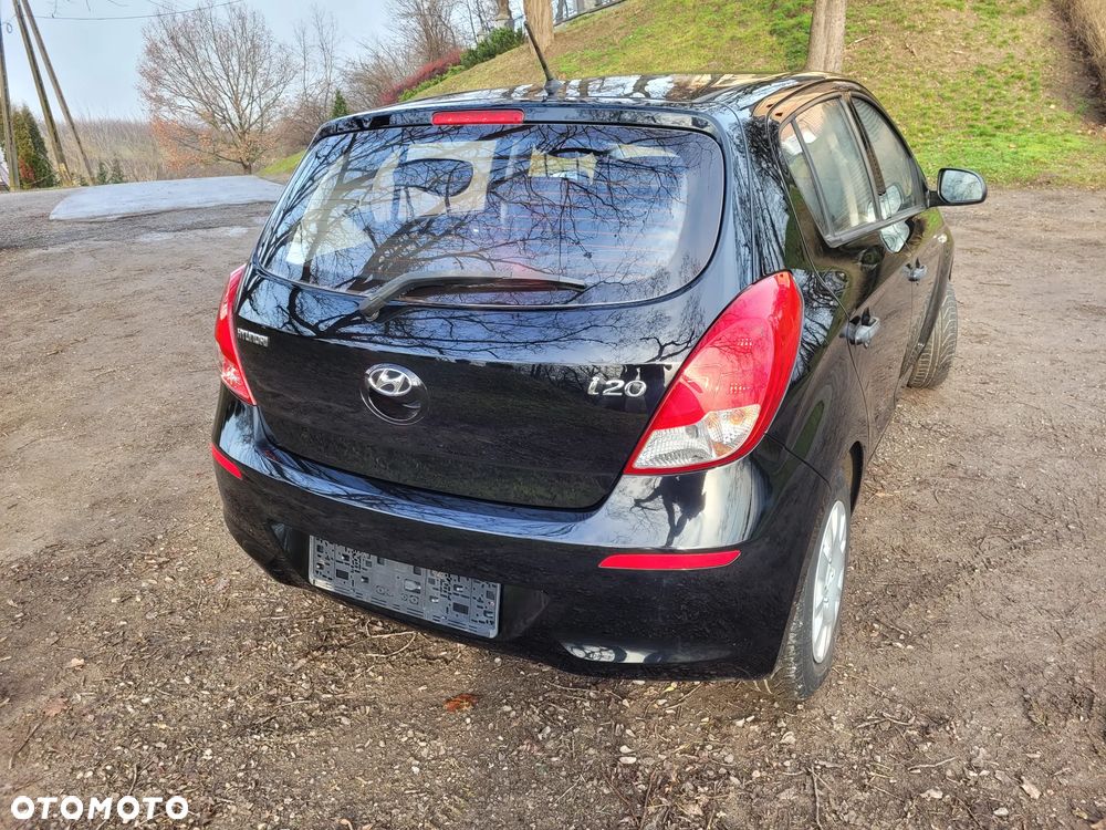 Hyundai i20 1.2 Fifa World Cup Edition - 23