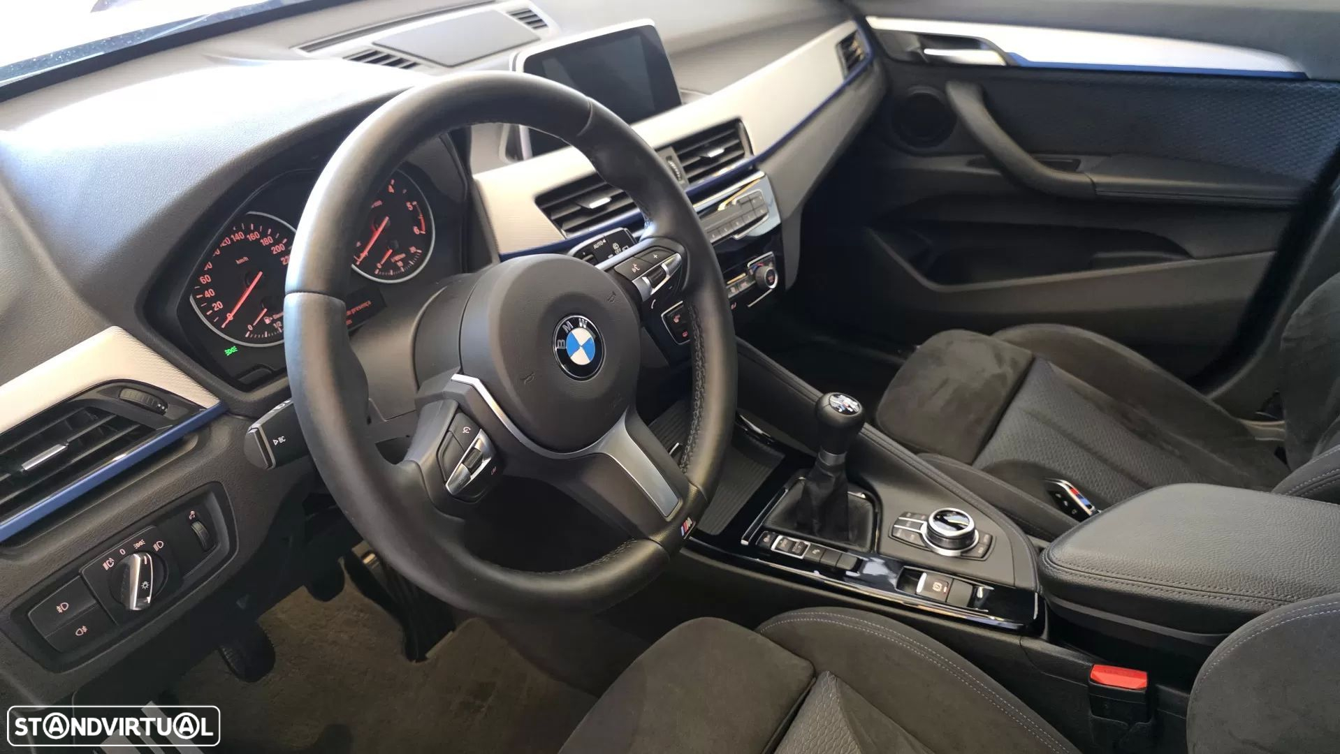 BMW X1 16 d sDrive Pack M - 36