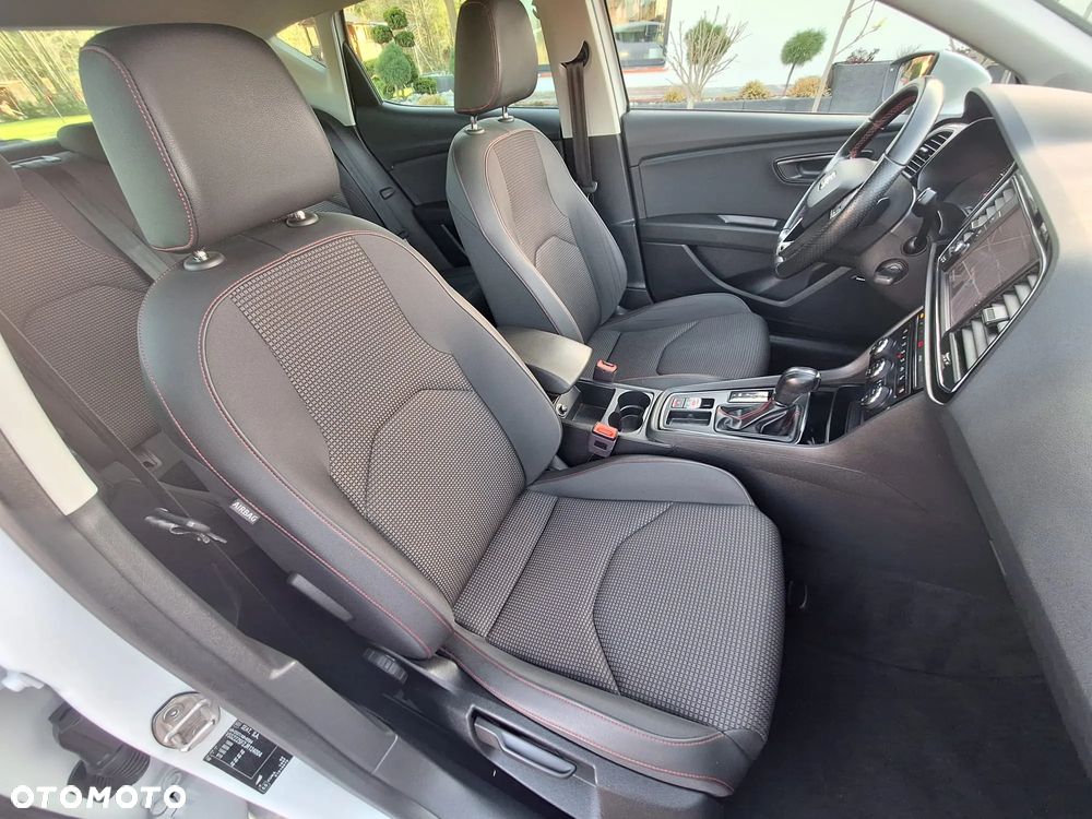 Seat Leon 2.0 TDI DPF DSG FR - 23