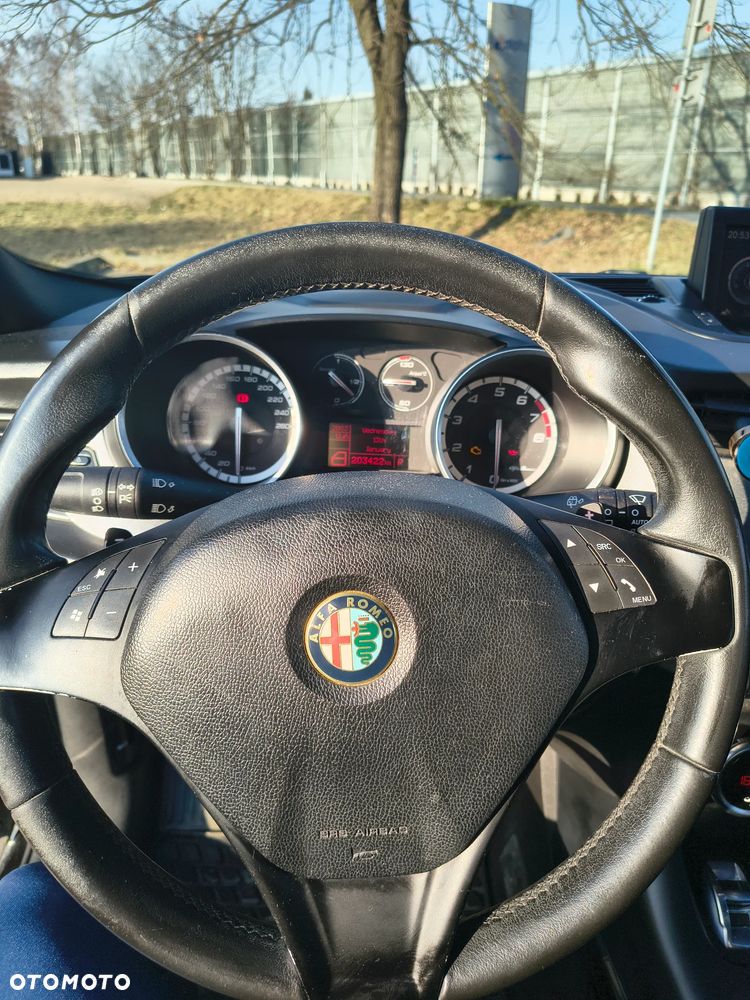 Alfa Romeo Giulietta - 17