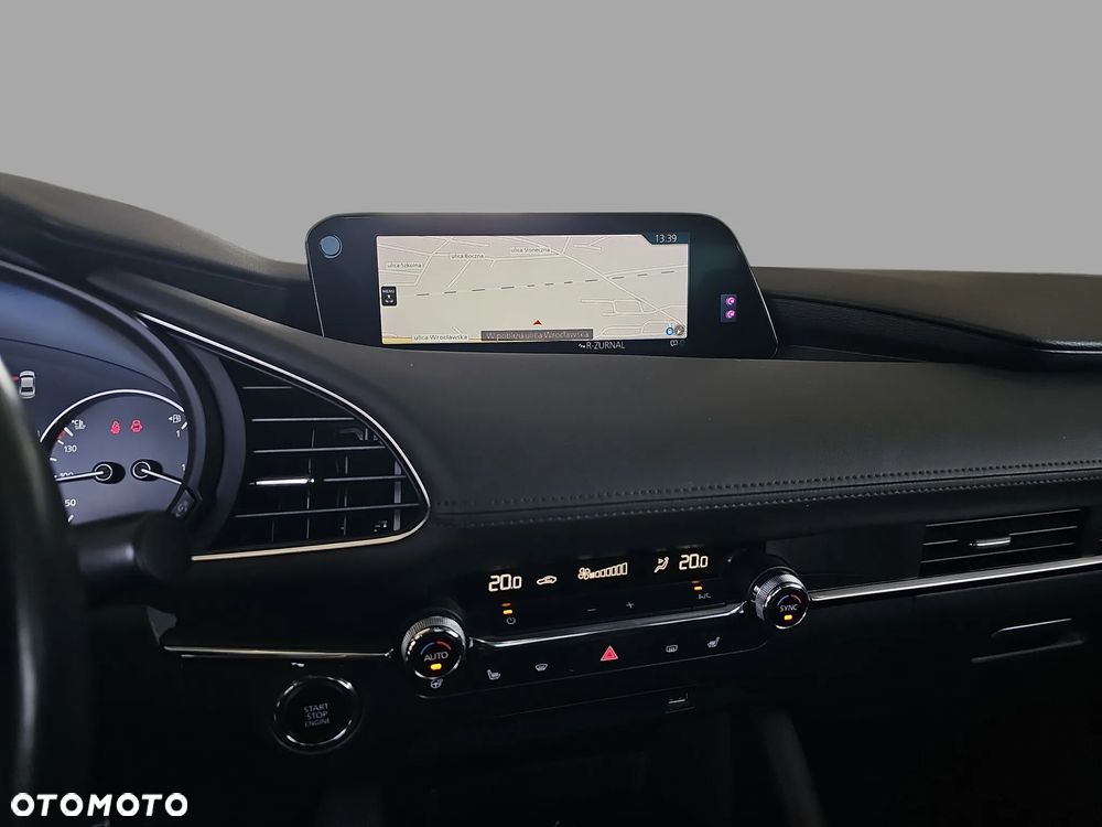 Mazda 3 2.0 mHEV Hikari - 19