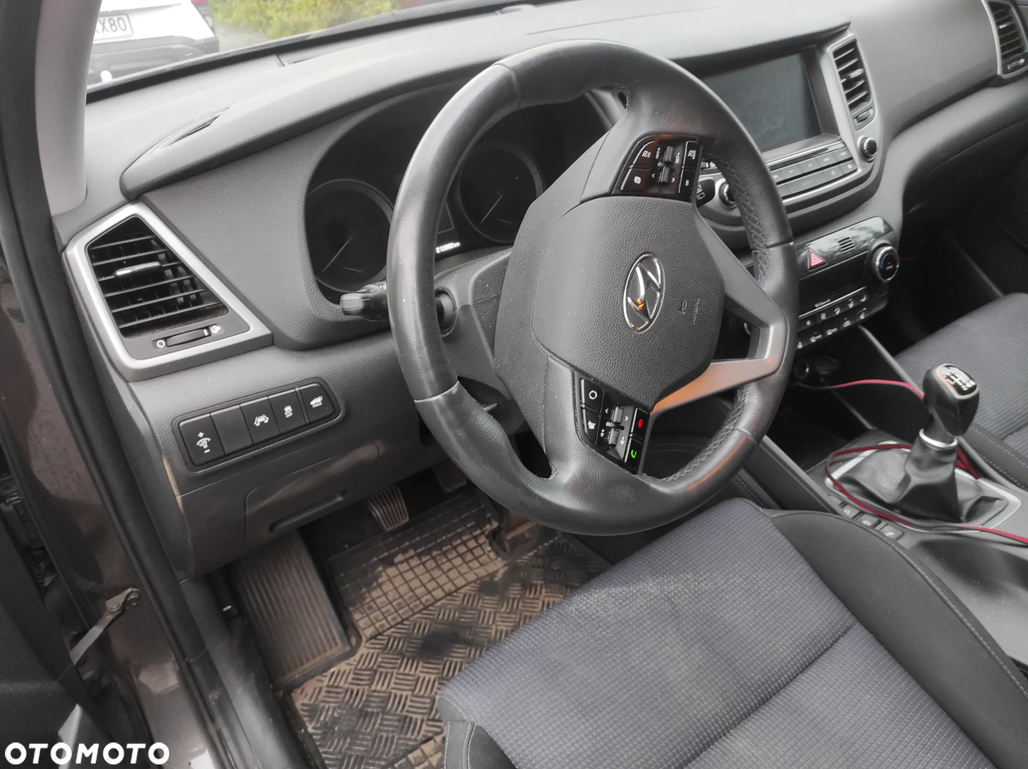 Hyundai Tucson 2.0 CRDI BlueDrive Comfort 2WD - 5