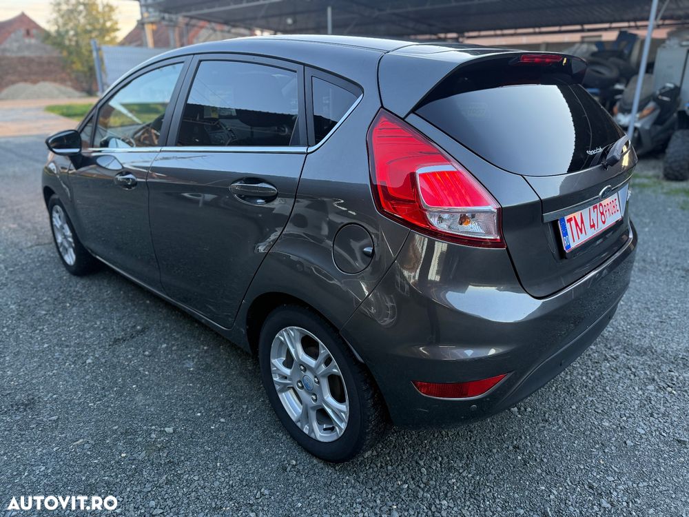 Ford Fiesta 1.5 TDCi Ambiente - 4