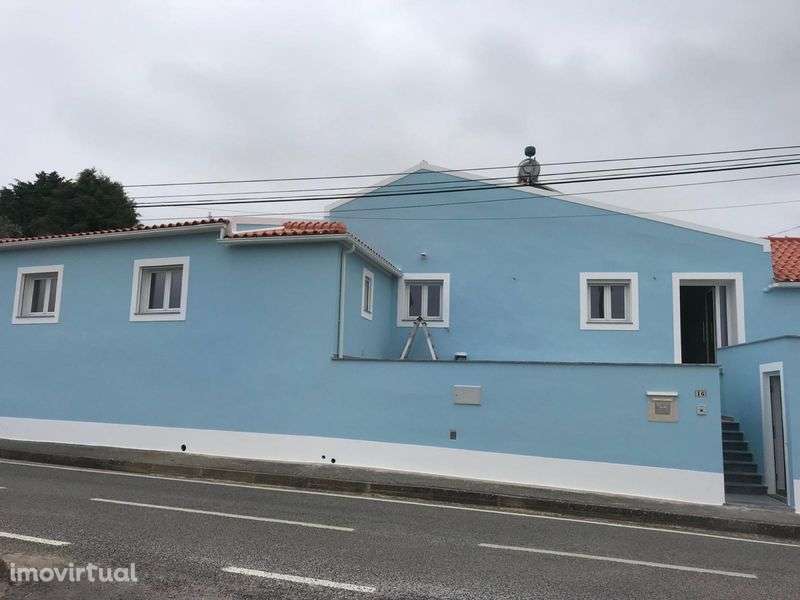 Moradia T3 totalmente renovada - Grande imagem: 2/8