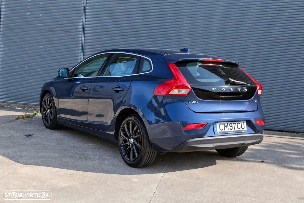 Volvo V40 1.6 D2 Momentum Eco - 5