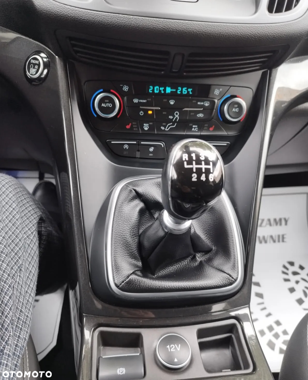 Ford Kuga 1.5 EcoBoost 2x4 Titanium - 38