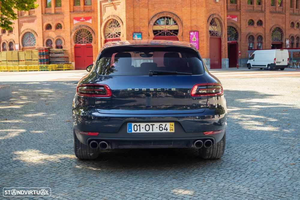 Porsche Macan S - 29