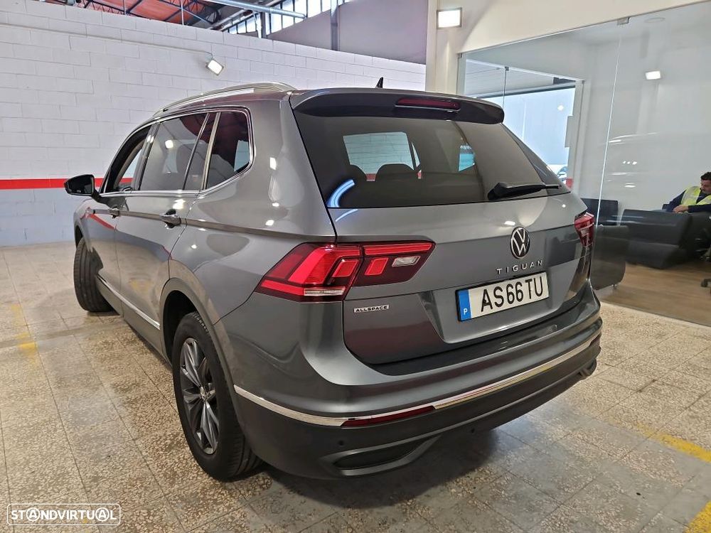VW Tiguan Allspace 2.0 TDI Life DSG - 3