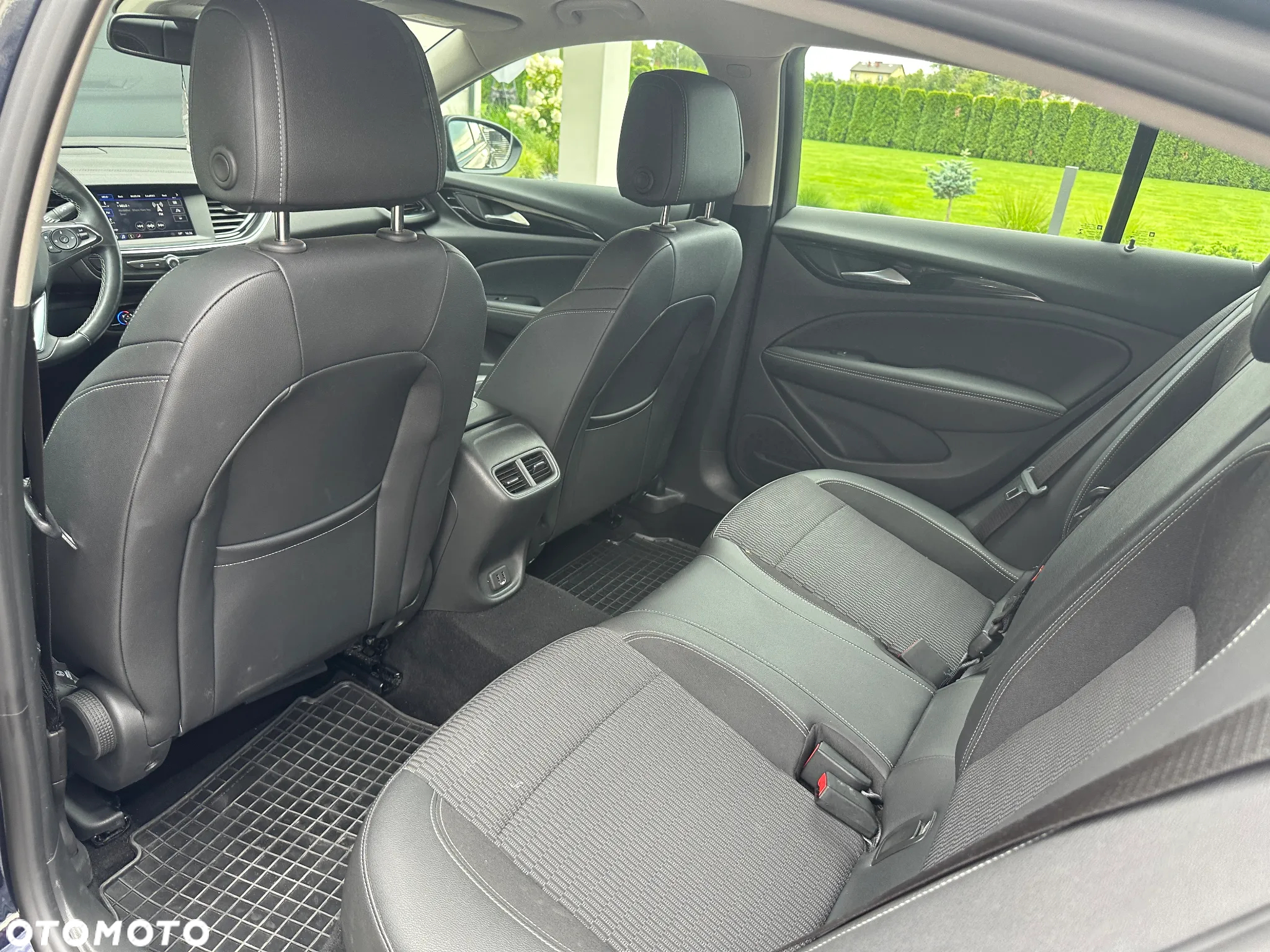 Opel Insignia 1.5 T Innovation S&S - 19