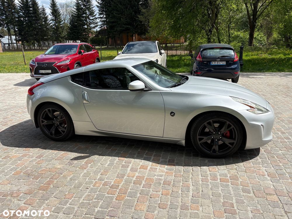 Nissan 370 Z 3.7 V6 Nismo - 2