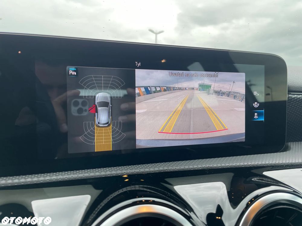 Mercedes-Benz Klasa A 180 Progressive 7G-DCT - 28