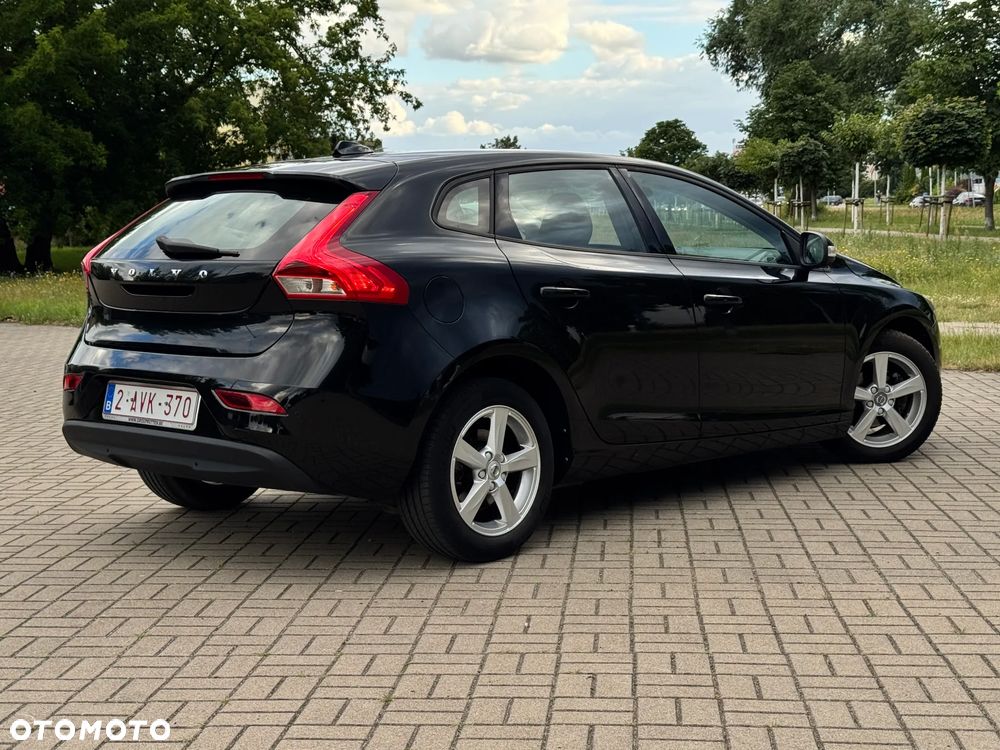 Volvo V40 D2 Momentum - 15