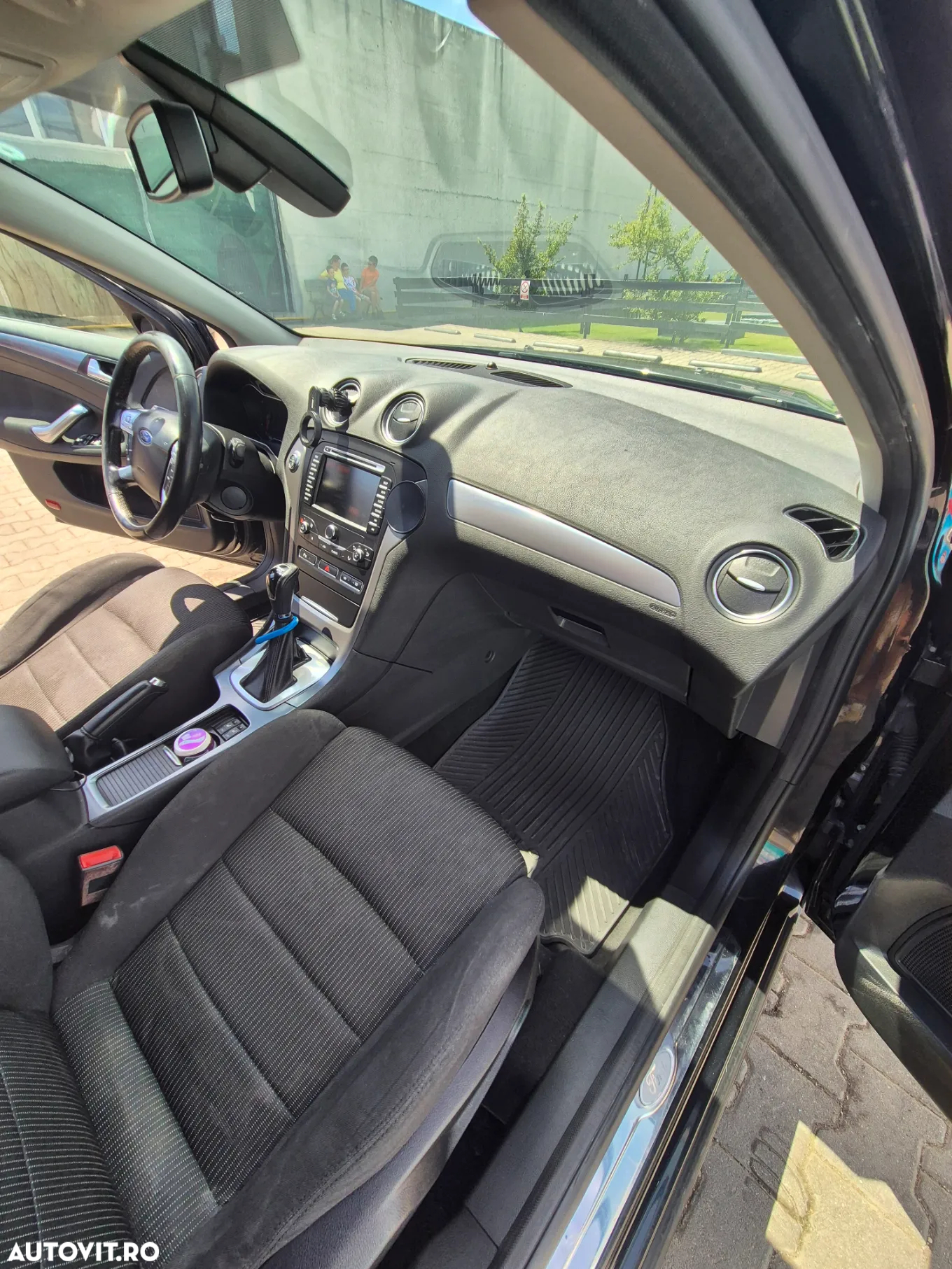 Ford Mondeo 2.0 TDCi Powershift Business Class - 8