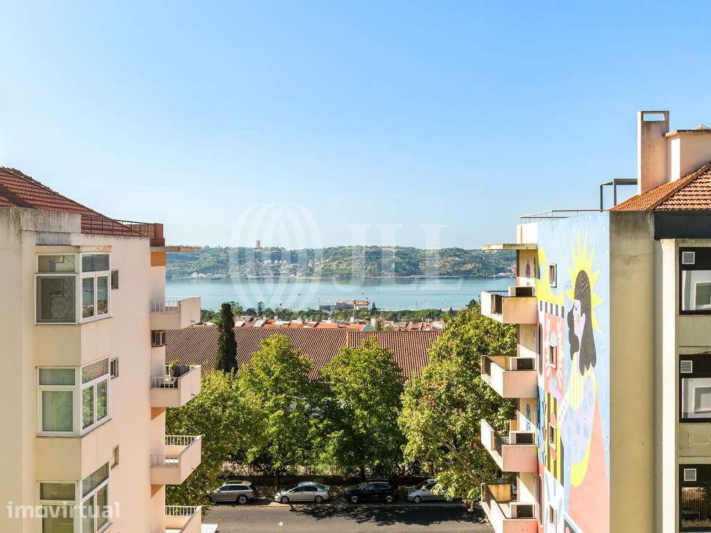 Apartamento T2 com vista de rio, no Restelo, em Lisboa - Grande imagem: 2/20