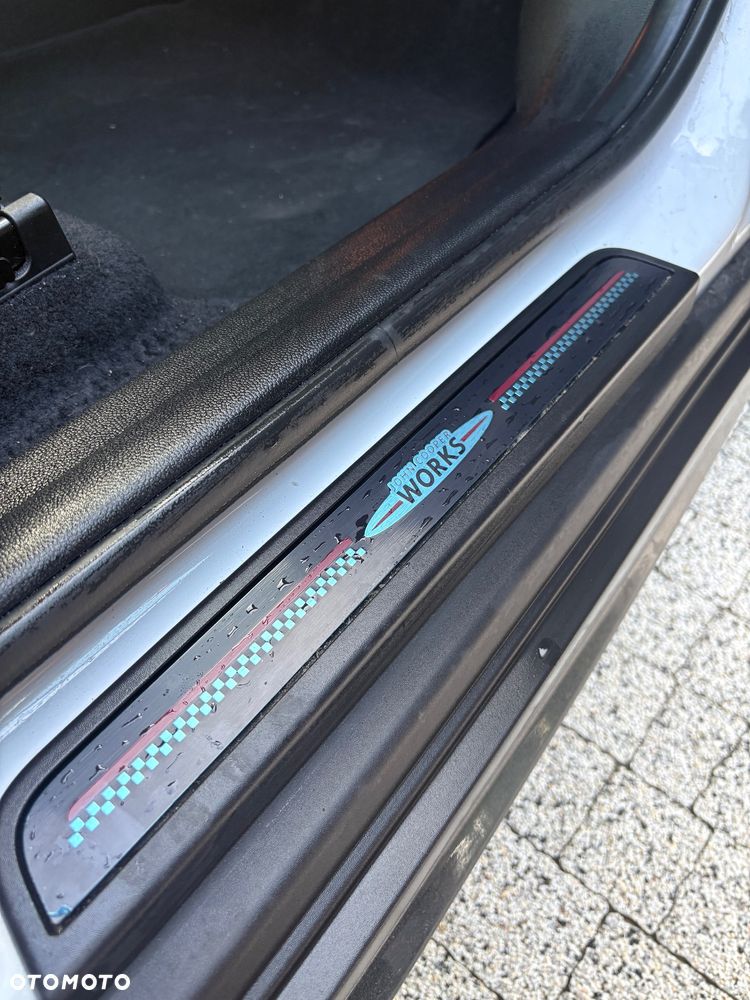 MINI John Cooper Works ALL4 sport - 13