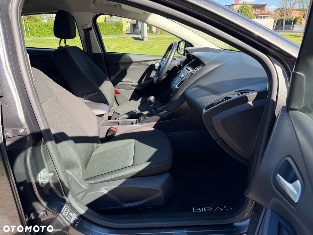 Ford Focus 1.6 SYNC Edition - 13