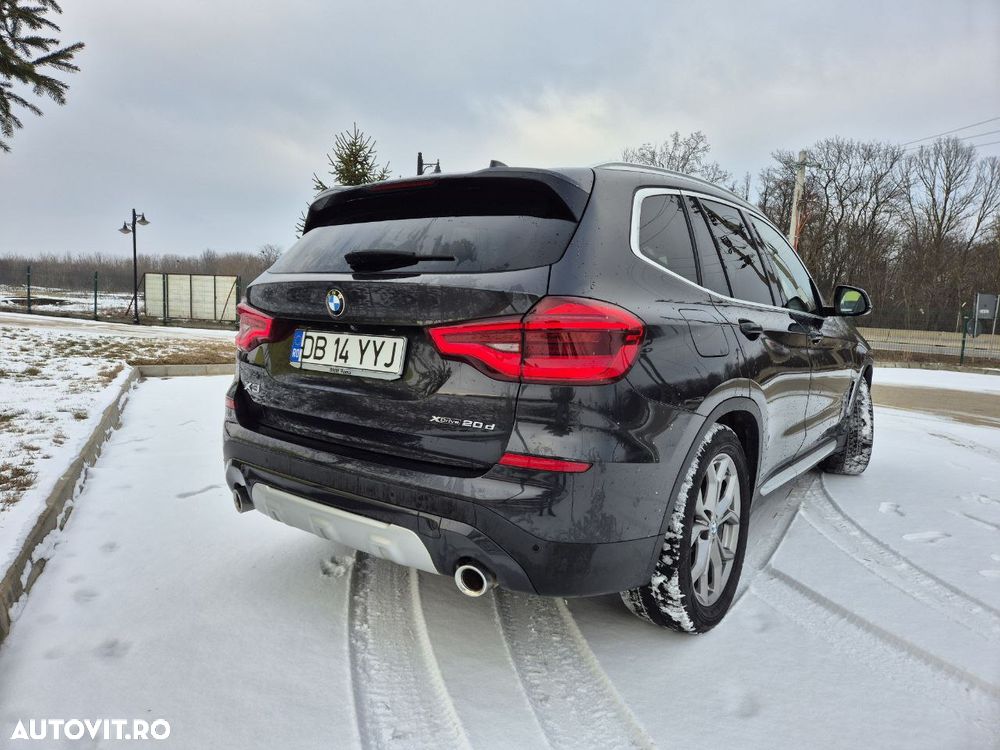 BMW X3 xDrive20d AT xLine - 3