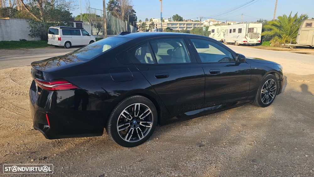BMW i5 eDrive40 Pack Desportivo M - 10